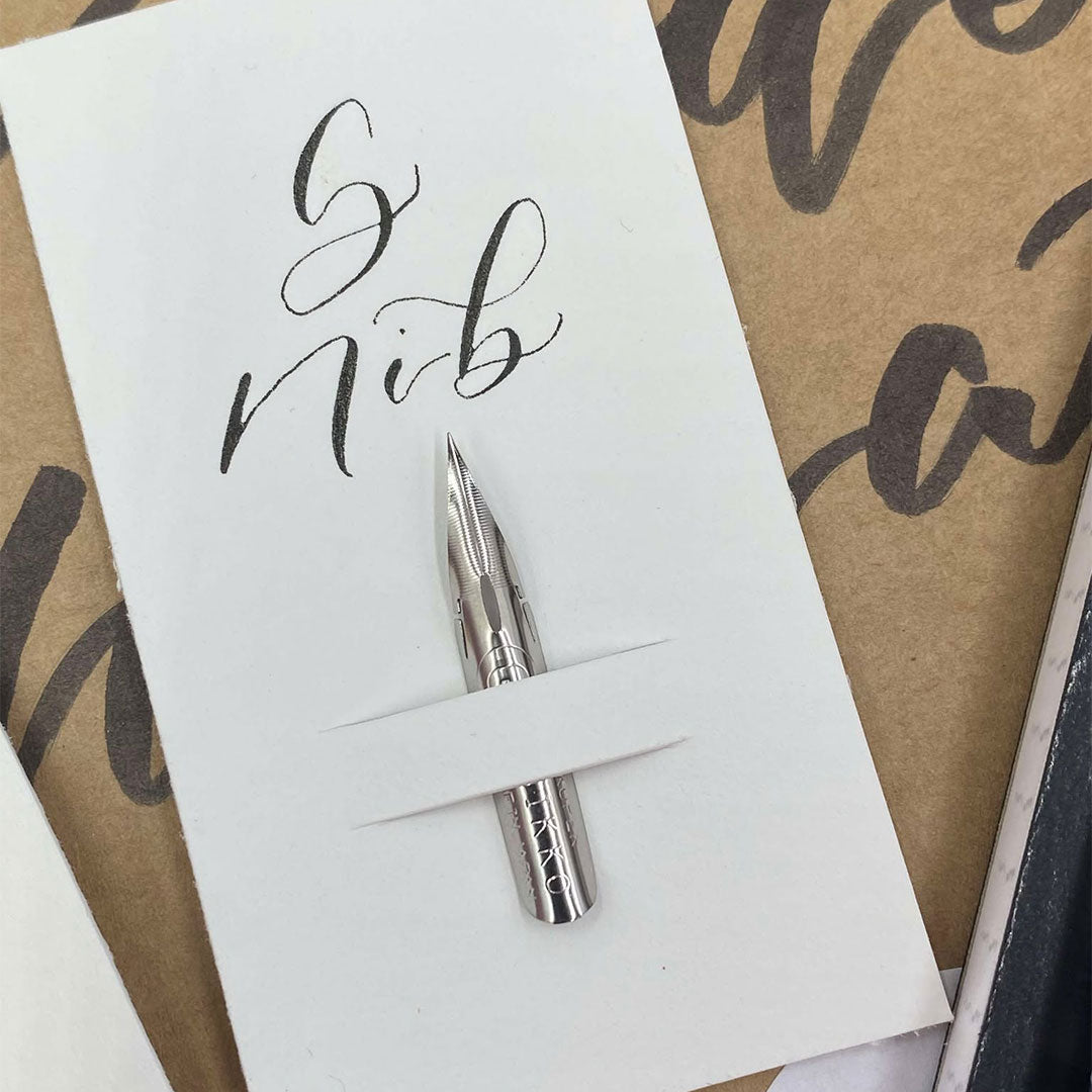 Cult Pens Modern Calligraphy Set and Guide